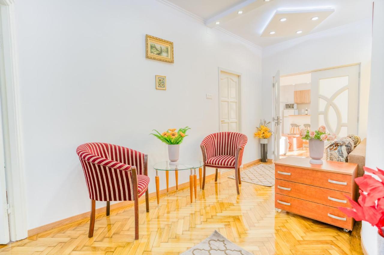 Suvenir Chic - Fusion Of Modern Elegance & Harmony Bucarest